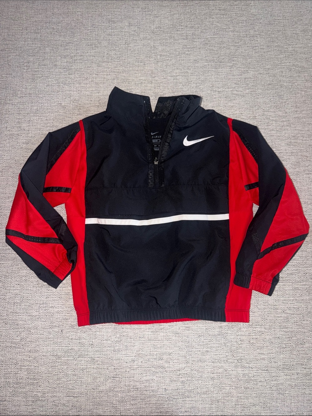 NIKE PULLOVER WINDBREAKER SIZE XS